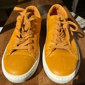 Jak’ Unisex Sneakers